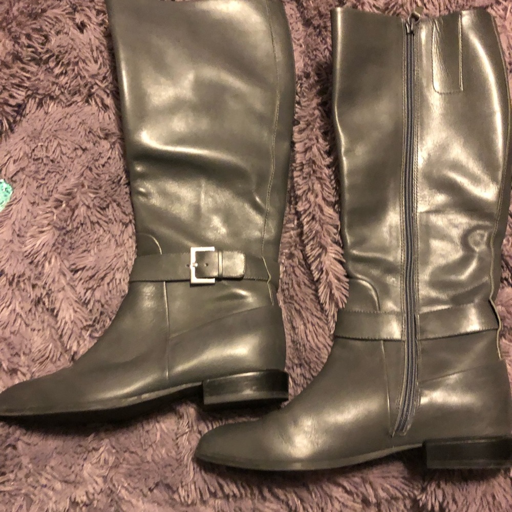 Nine West boots!